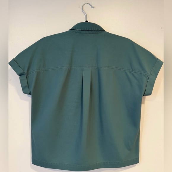 Universal Thread Women's Green Dolman Short Sleeve Utility Button Size Small - Picture 2 of 5